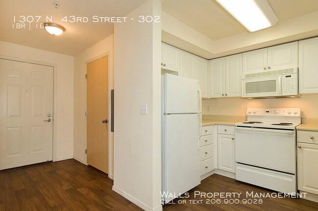 Building Photo - 1307 N 43rd St