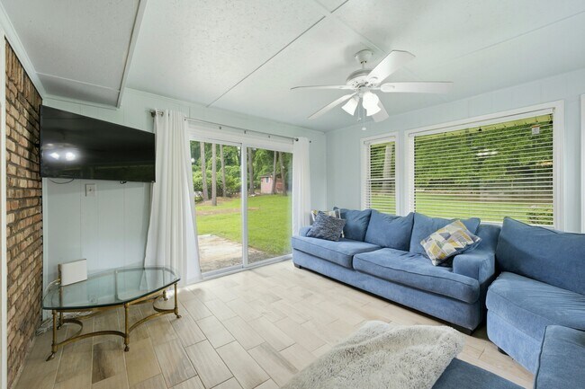 Building Photo - 3014 Rollingwood Ct SE