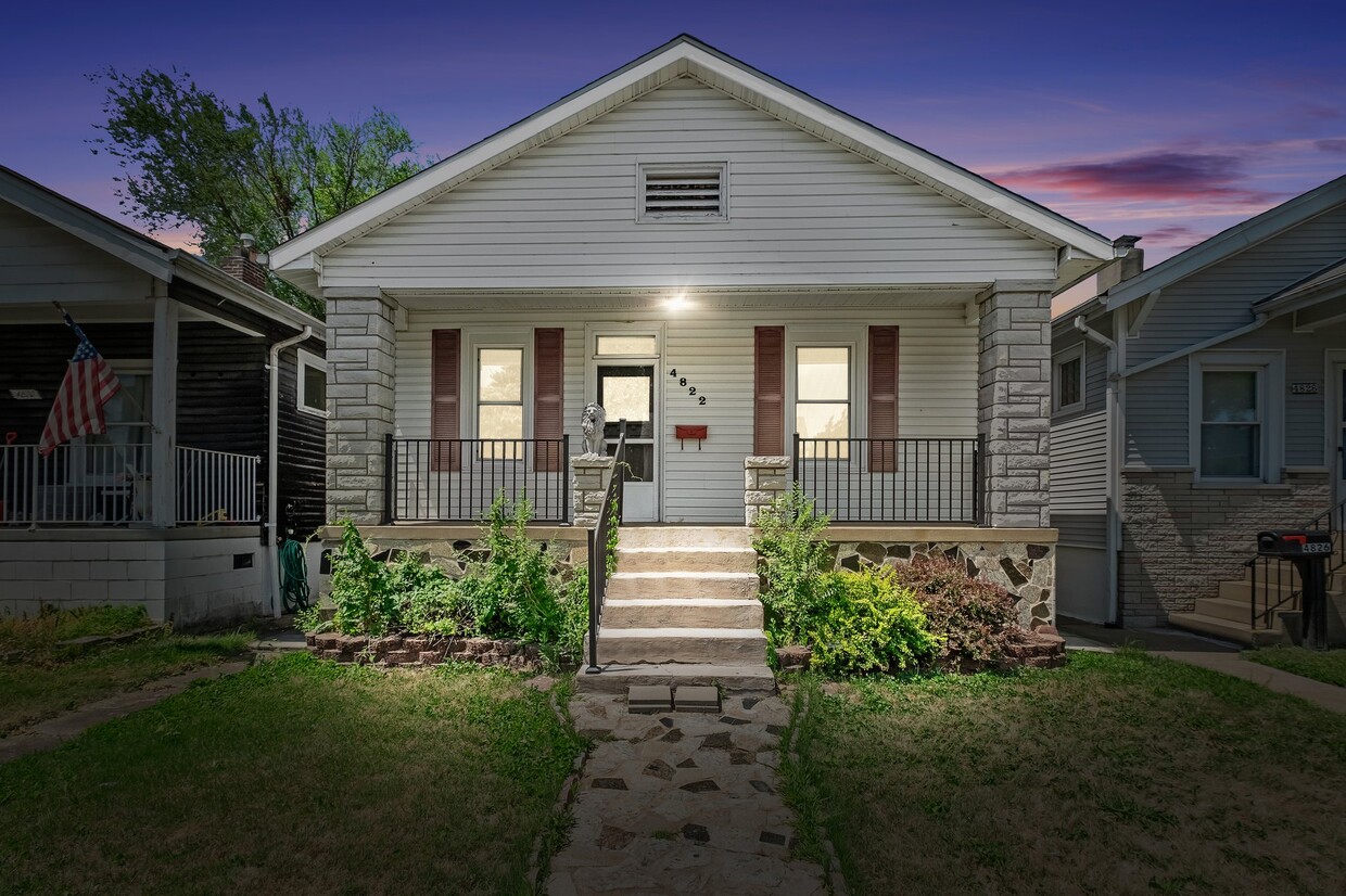 Primary Photo - 4822 Allemania St