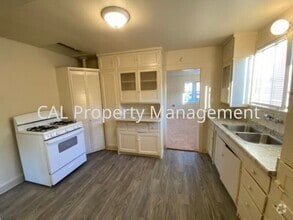 Building Photo - 54 Buena Vista St