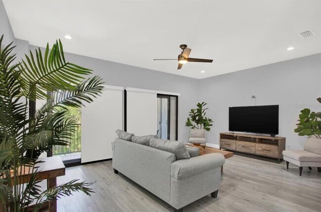 Foto del edificio - 405 S Westland Ave