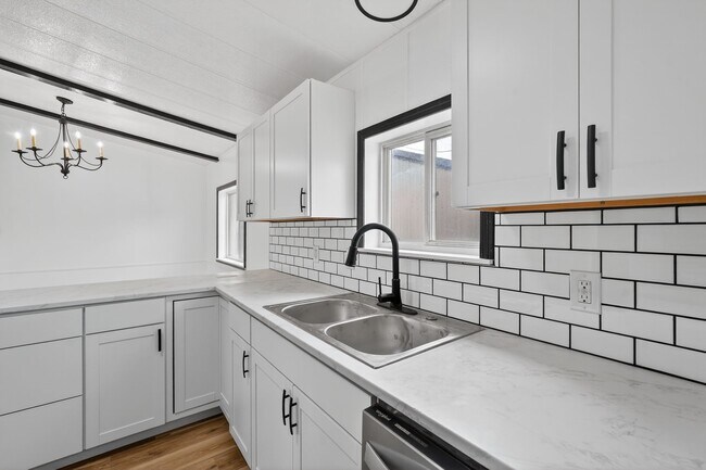 Foto del edificio - 228 McKinley St