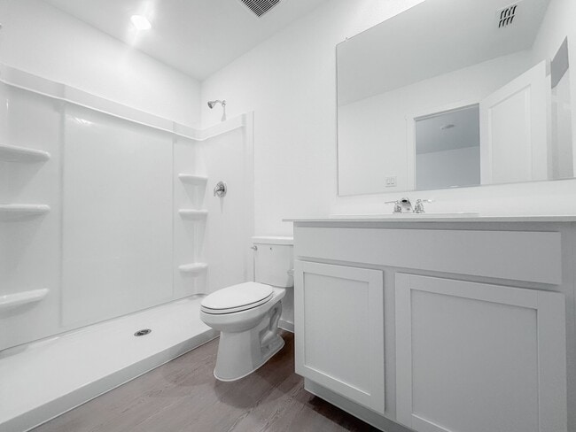 Foto del edificio - 910 Sandhill Crane Ln