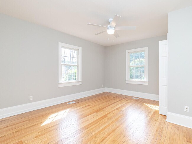 Foto del edificio - 1113 E Martin St