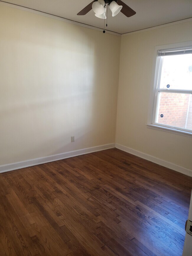 Foto del edificio - 1290 Dellwood Ave