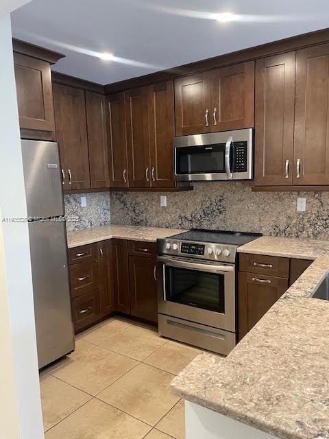 Foto del edificio - 8000 SW 81st Dr