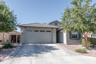 Building Photo - 449 Pinnacle Ridge Dr