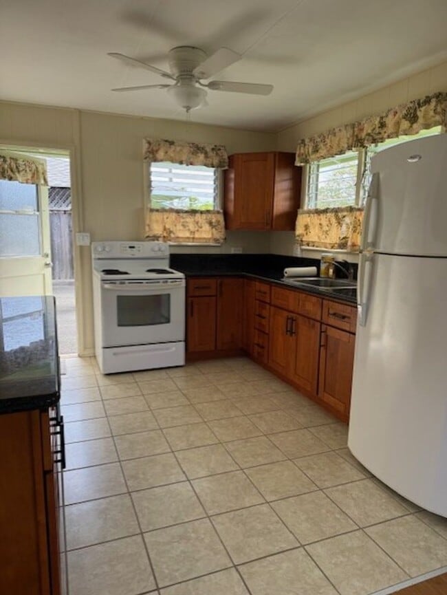 Building Photo - k4172g