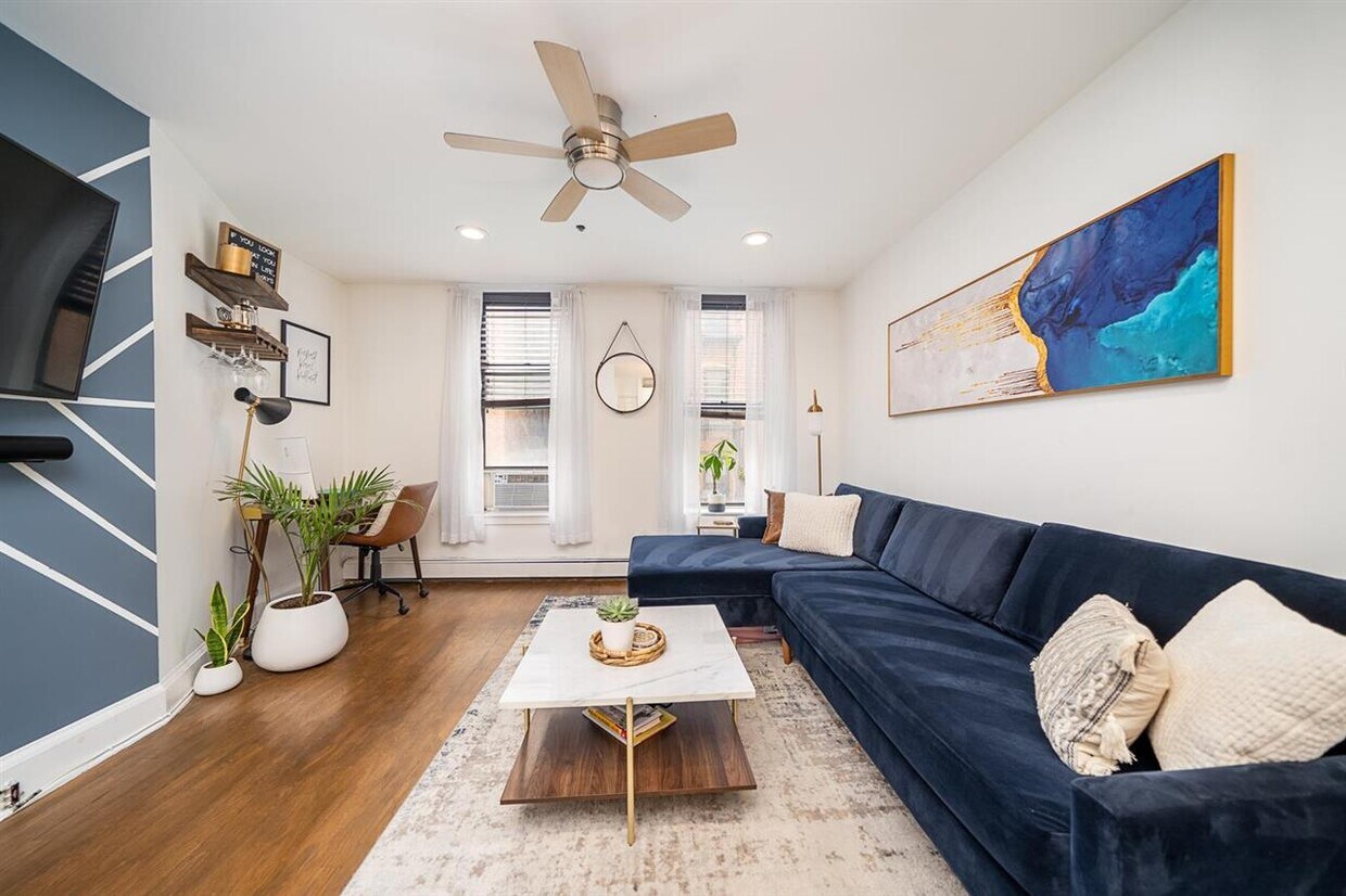 Foto principal - 1115 Willow Ave