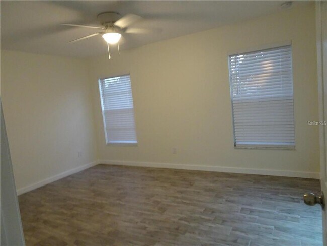 Building Photo - 4902 Gardengate Ln
