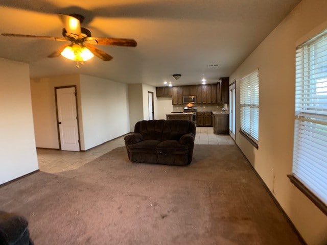 Building Photo - 1000 Ridgeway Dr