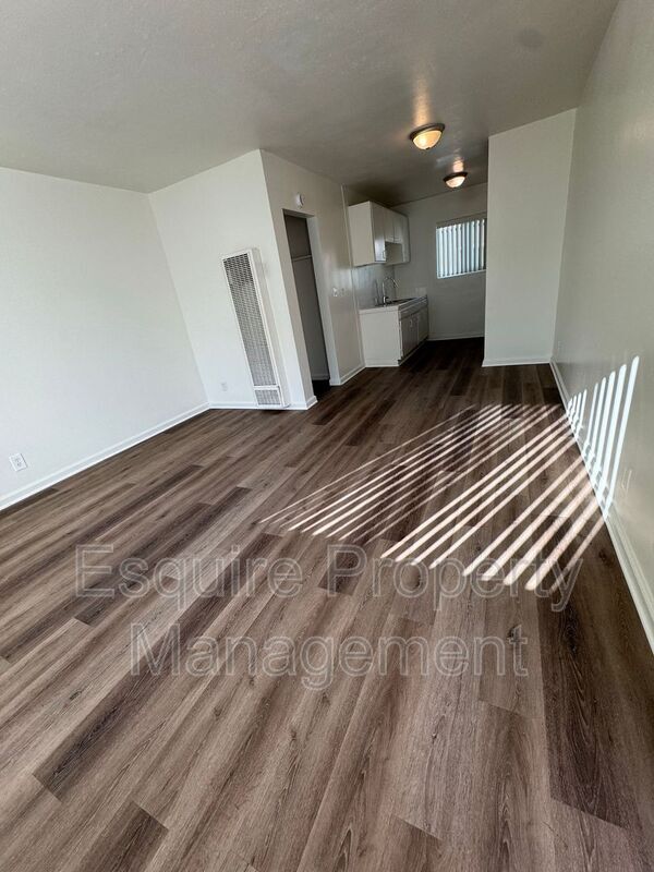 Building Photo - 710 W Channel Islands Blvd