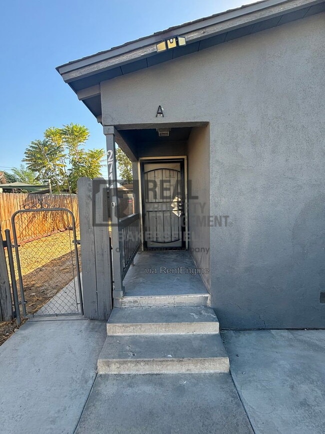 Building Photo - 2711 Hufft St