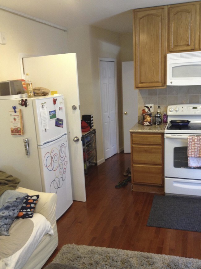 Foto del edificio - 121 Sumac St