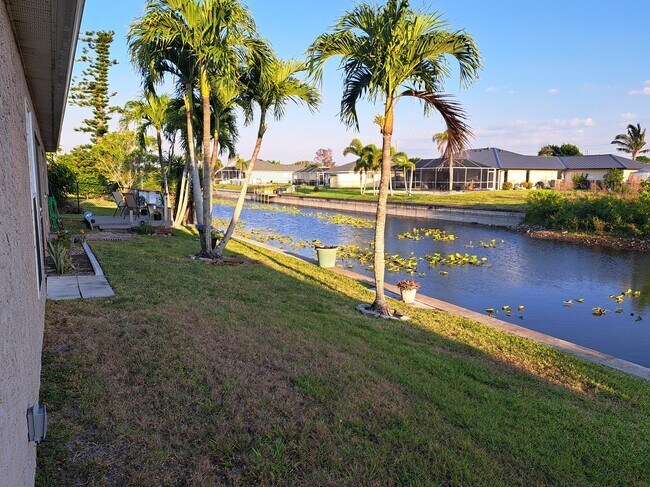Foto del edificio - 724 SW 35th St