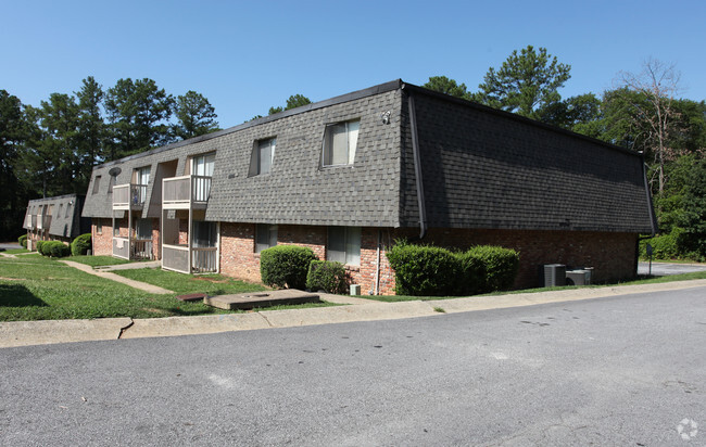 Building Photo - Amberwood Apartments