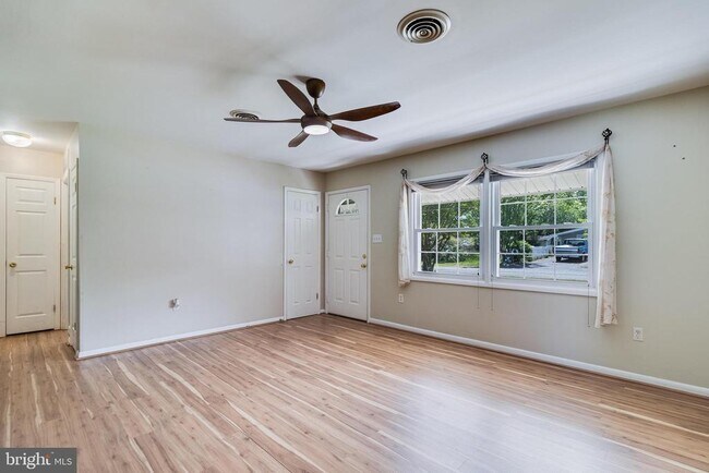 Foto del edificio - 3505 Wakefield St