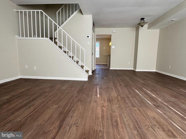 Foto del edificio - 3179 Burnley Pl