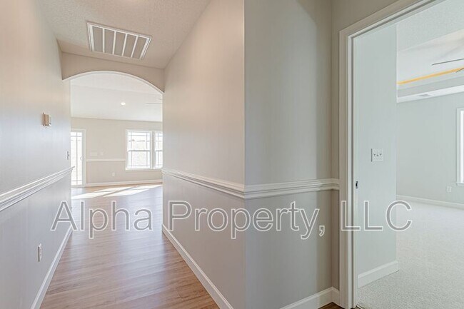 Foto del edificio - 2204 Davenport Ct