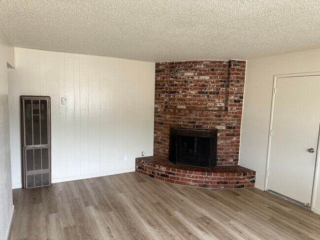Building Photo - Coming Soon Cozy Renovated Country Propert...
