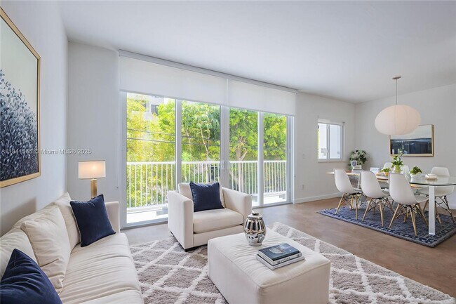 Foto del edificio - 50 Ocean Ln Dr