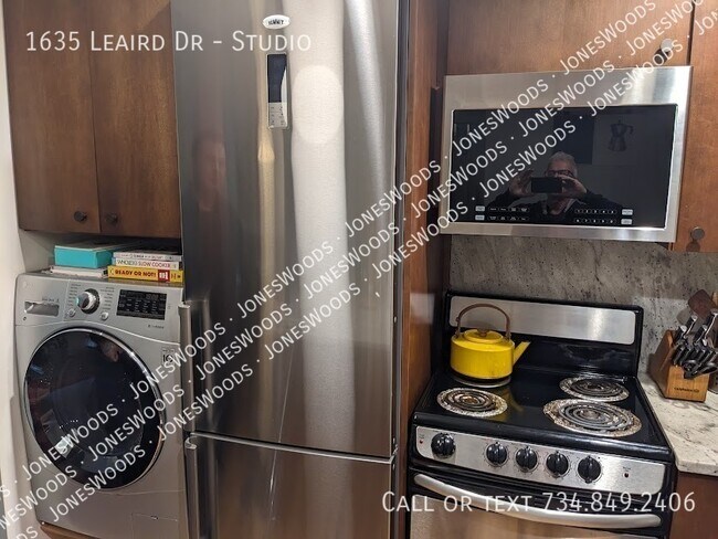 Foto del edificio - 1635 Leaird Dr