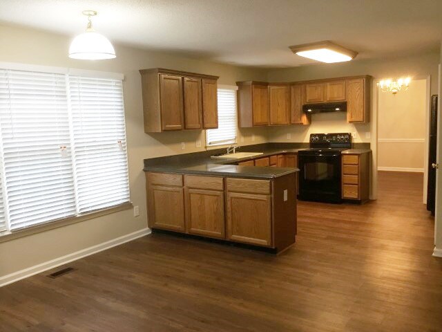 Foto del edificio - 6400 Ivystone Dr