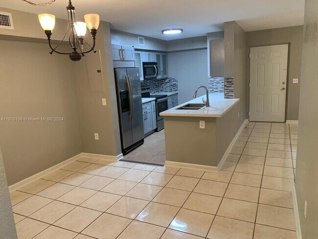 Building Photo - 15440 SW 284th St