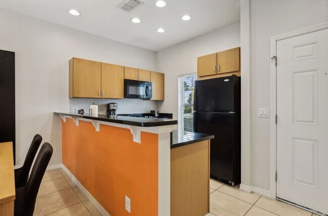 Foto del edificio - 3004 Bird of Paradise Ln