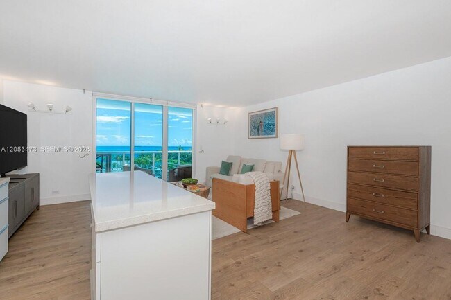 Foto del edificio - 2301 Collins Ave