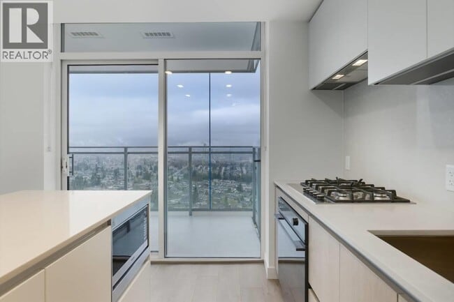 Building Photo - 5685 Halley Ave