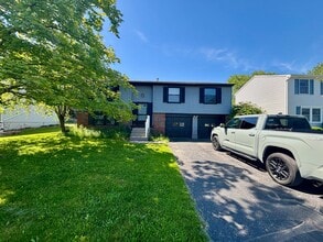 Building Photo - 6962 Northview Dr