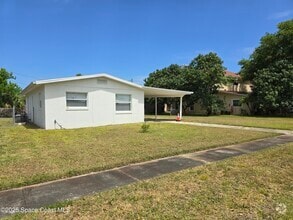 Building Photo - 3818 Kennedy Cir