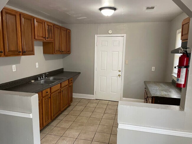 Foto del edificio - 3075 Egypt Central Rd