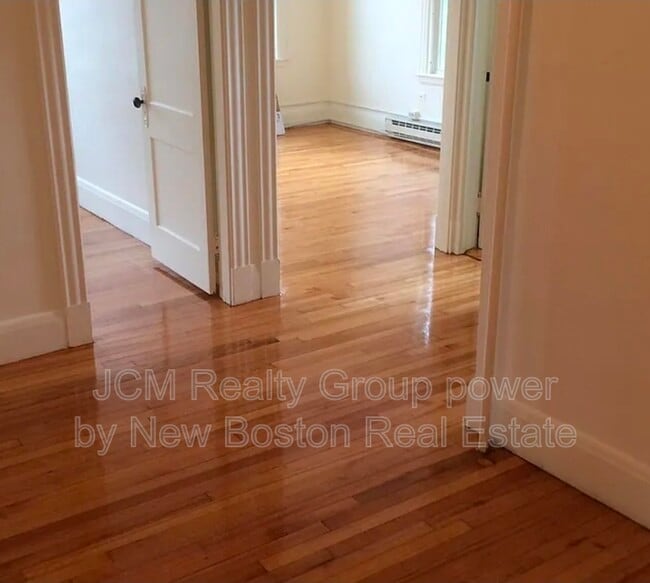 Photo - 203 Lewis St Apartment