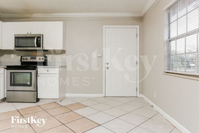 Foto del edificio - 8170 SW 6th Ct