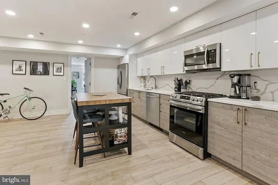Foto principal - 1821 I St NE