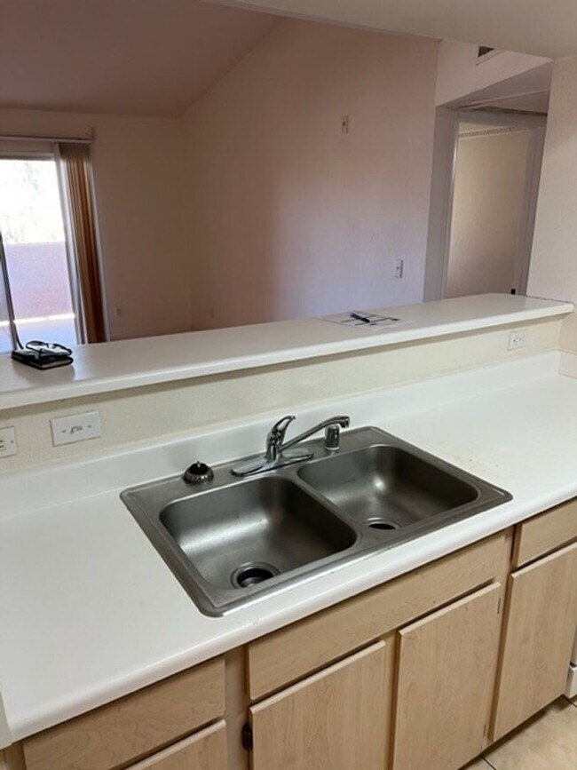 Foto del edificio - 1 Bedroom Unit Located in Copper Palms!