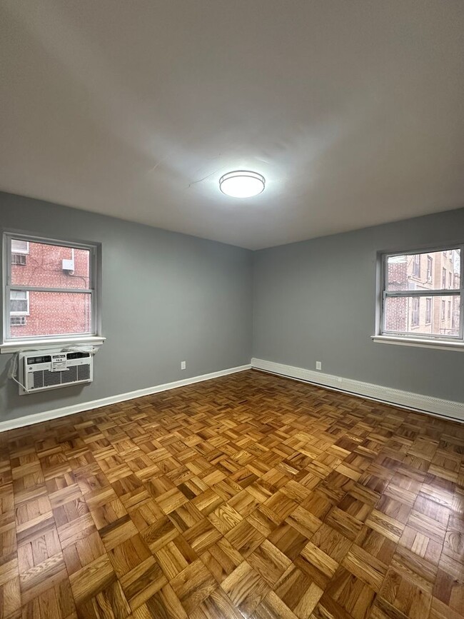 Foto del interior - Oakwood Gardens