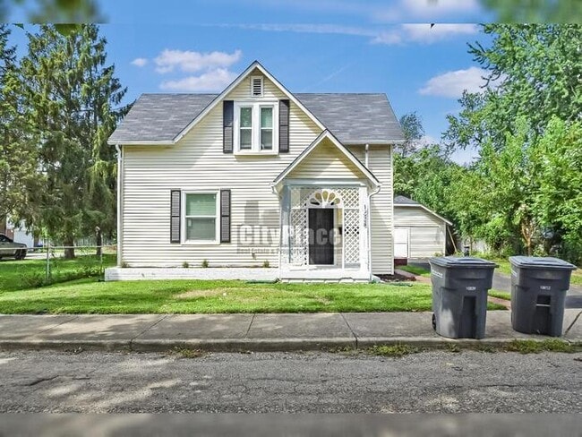 Photo - 1228 E Perry ST. Indpls, IN 46227 House