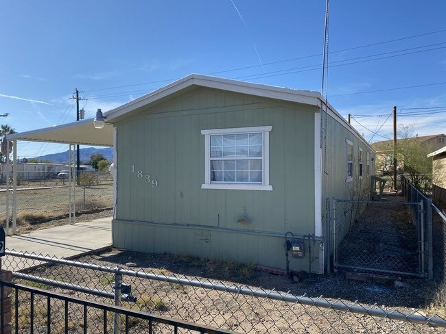 Building Photo - 1839 Del Norte