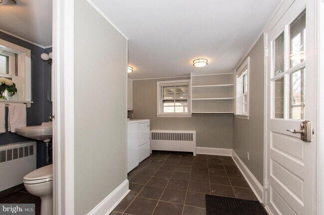 Building Photo - 79 Worman Rd