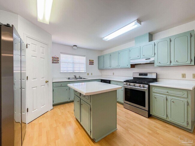 Building Photo - 9025 Caribbean Dr