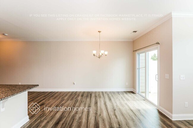 Foto del edificio - 7016 Harris Bay Rd