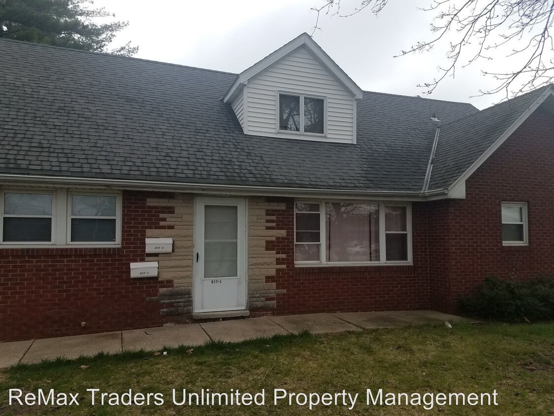 Primary Photo - 617 W Jefferson St