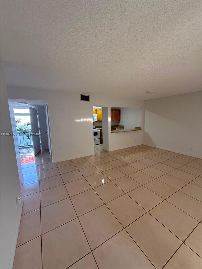 Foto del edificio - 455 S Pine Island Rd