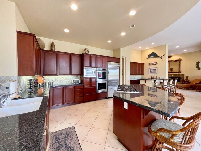 Foto del edificio - AVAILABLE NOW! STUNNING 3 Bedroom 3.5 Bath...
