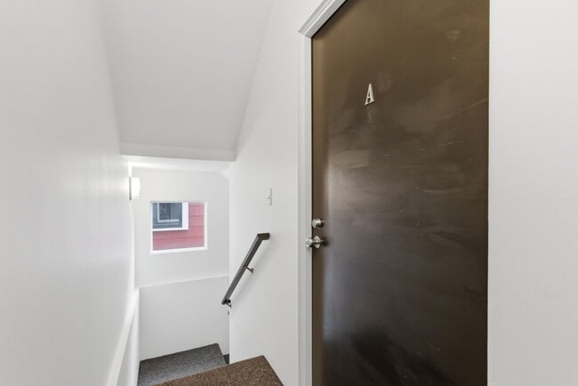 Foto del edificio - 2275 NW Kearney St