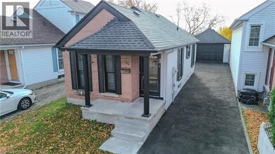 Building Photo - 133 Wake Robin Dr