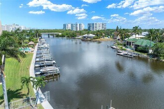 Building Photo - 10686 Gulf Shore Dr